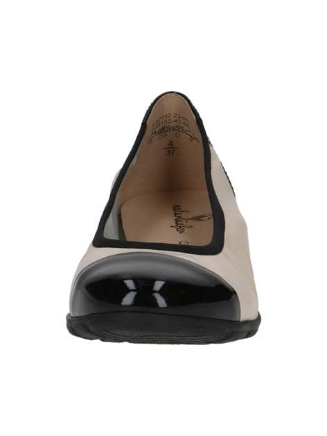 Ballerina Artikelnummer: 2000017 VIP-Rabatte