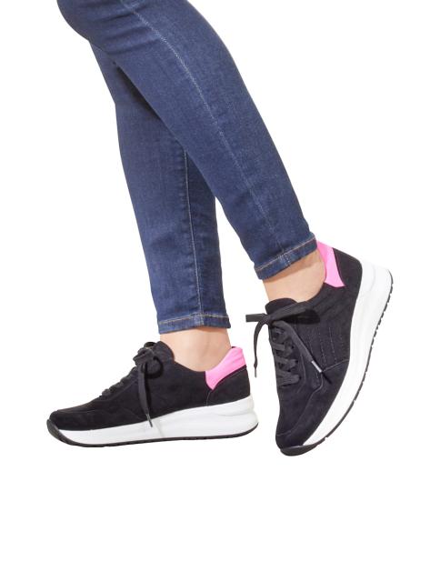 Vamos Schnürschuh mit Schaftrandpolsterung Artikelnummer: 1575149