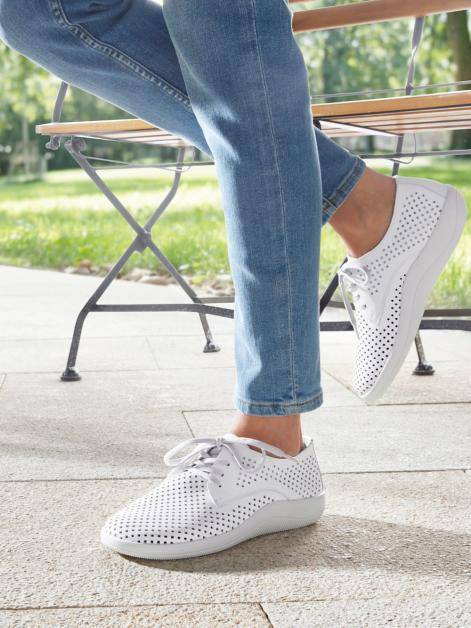 Naturläufer Schnürschuh mit Perforation Artikelnummer: 1827118 Räumungsverkauf