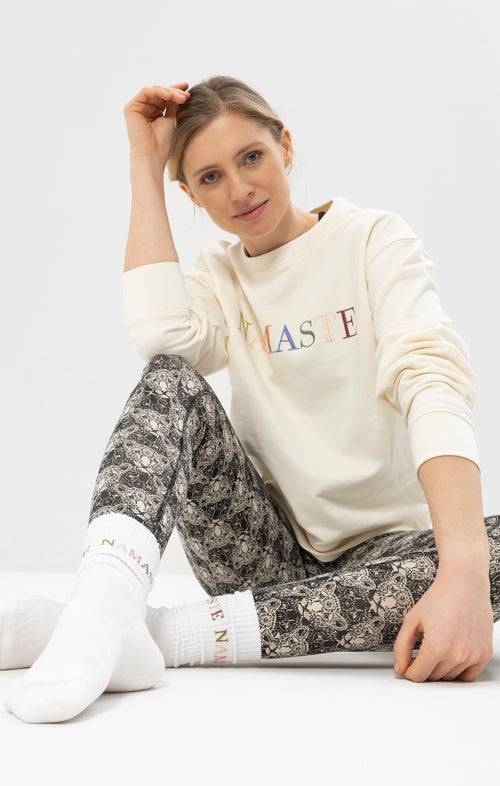 Ognx Yoga Boxy Sweater Namaste Bio Baumwolle Philia - weiß Bestseller
