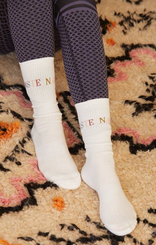 Ognx Yoga Sportsocken Namaste Bio Baumwolle Ava - weiß Kauf eins, bekomm eins gratis