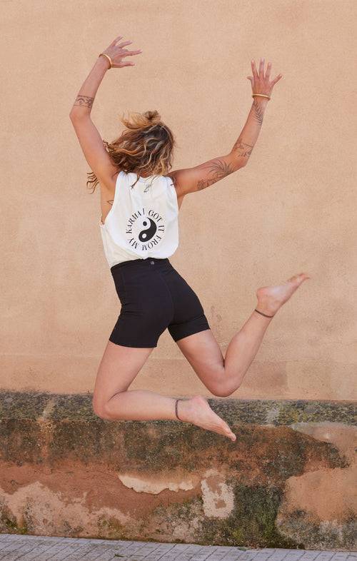 Ognx Yoga Athletic Tank I Got It From My Karma by Angélique Poulain Bio Baumwolle Tencel™ Tara - weiß Kostenlose Rückgabe