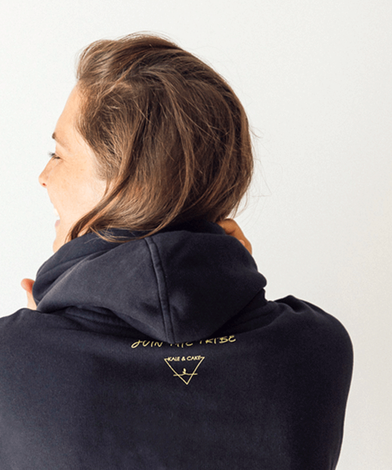 Ognx Boxy Hoodie ReConnect by Sinah Diepold - Kale & Cake - schwarz Bestseller