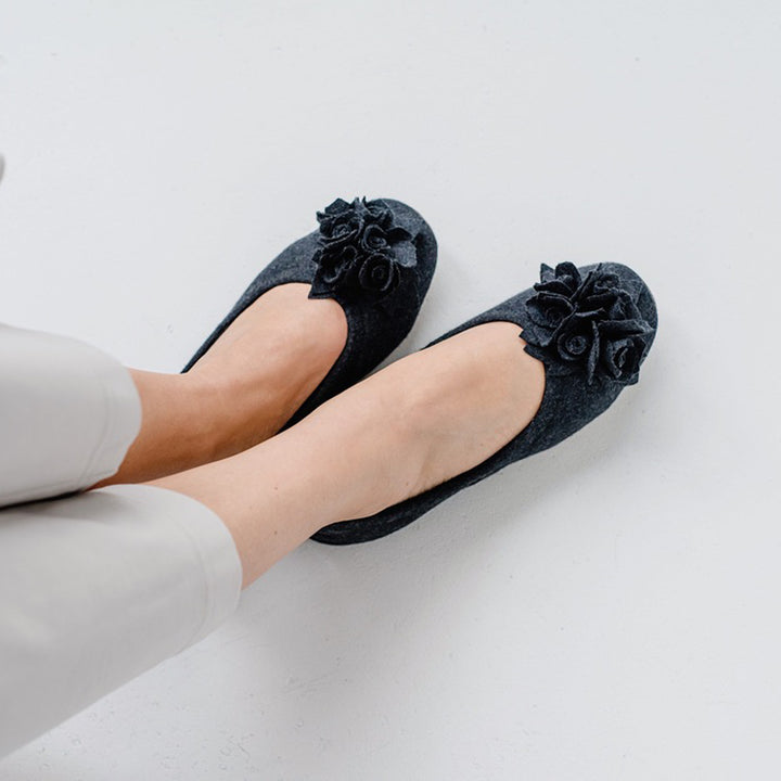 Pampuschen Grace wool anthrazit Nur noch ein Tag übrig