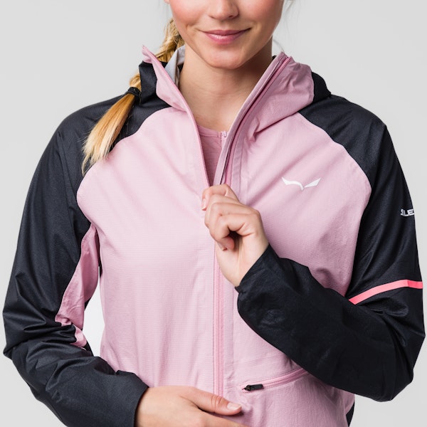 Salewa Vento Powertex 2.5 Layers Jacke Damen Exklusive Angebote