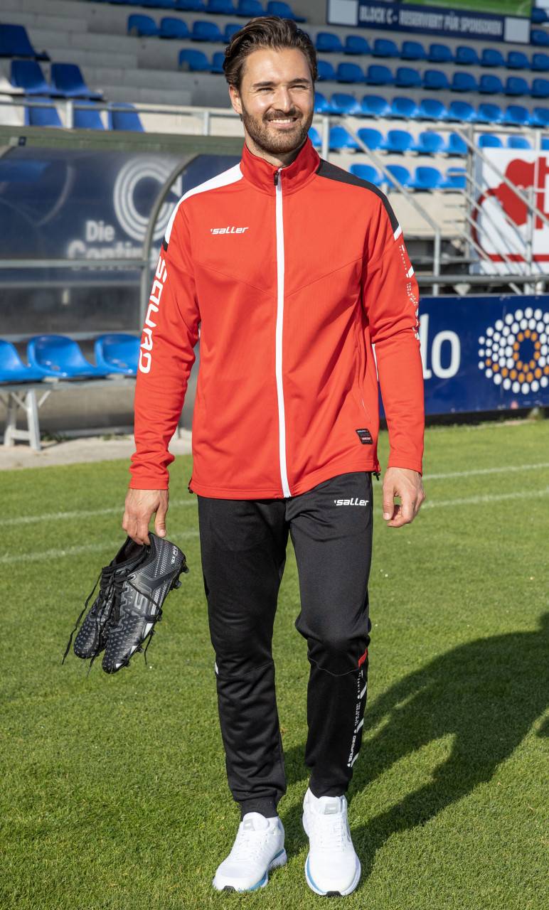 Saller Glanz-Trainingsanzug »sallerSquad50« Hotsell