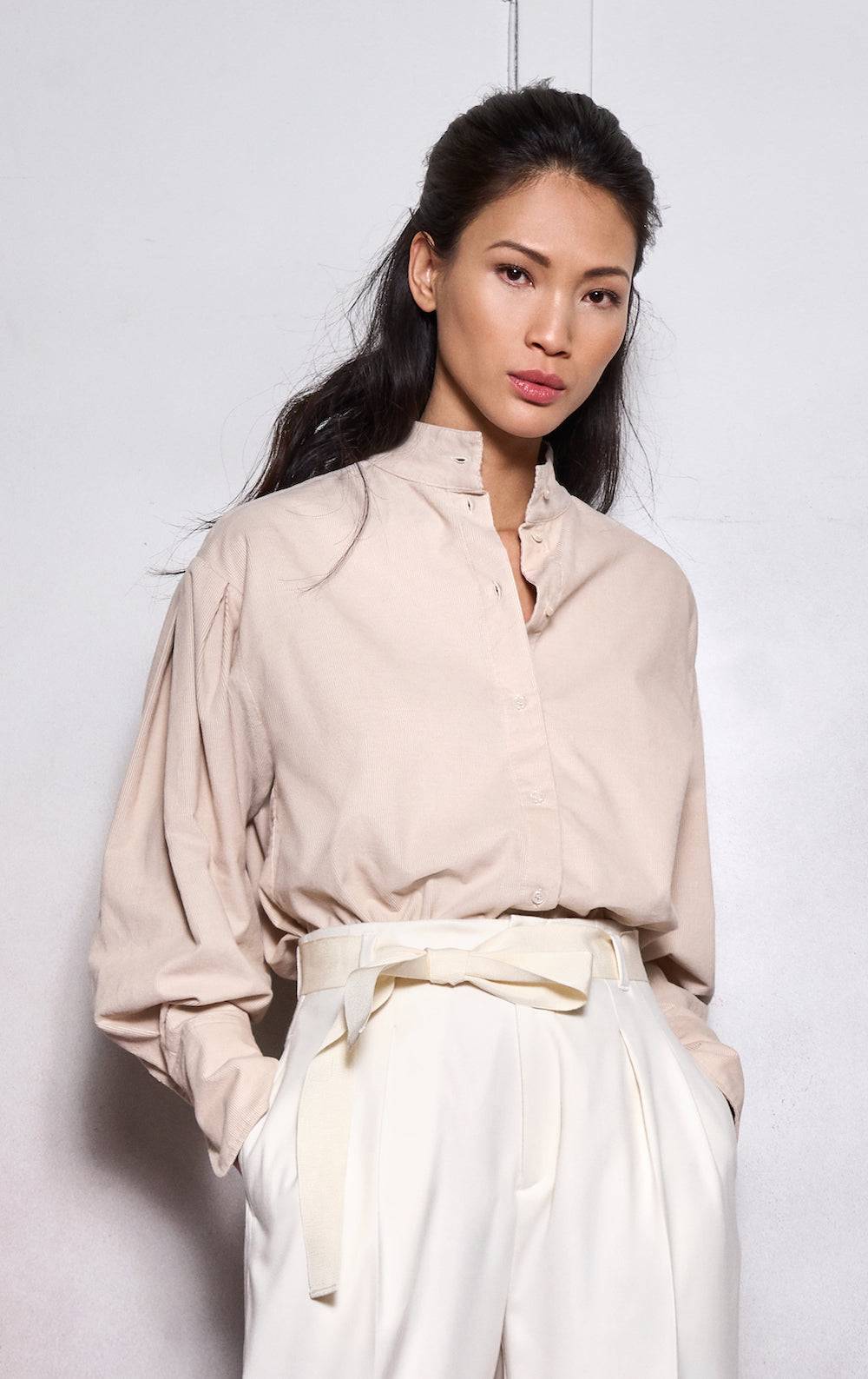 Spoon Golf Sleeve Pleats Cord Blouse