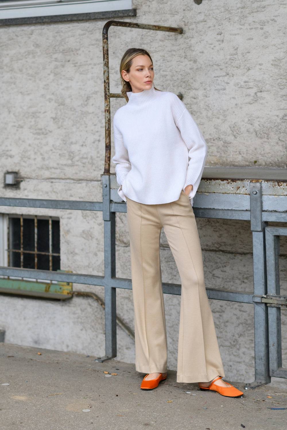 Spoon Golf Turtle Neck Chunky Wool- Cashmere Sweater