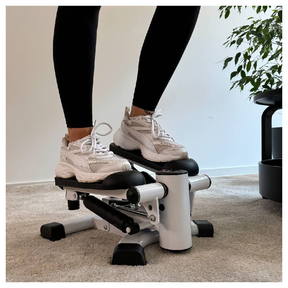 Sport Tec Sport-Tec 2 in 1 Stepper mit Trainingscomputer Nur noch ein Tag übrig