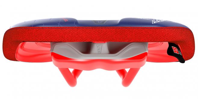 Sqlab Sattel 611 ERGOWAVE® active 2.1 ltd. Wings for Life 15cm Blitzangebot
