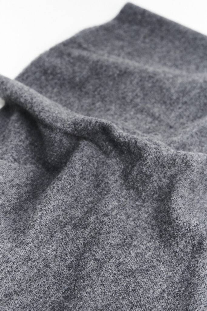 Studio Copenhagen CPH SHAWL 6 wool mix anthracite Nur für heute
