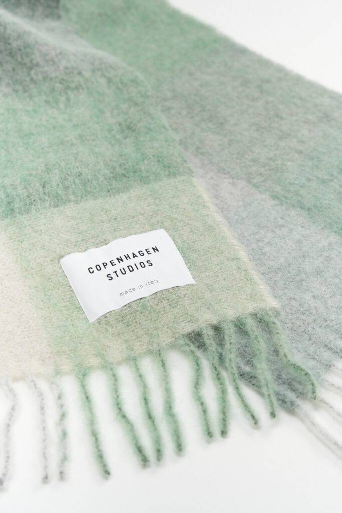 Studio Copenhagen CPH SHAWL 4 wool mix jade green Im Verkauf