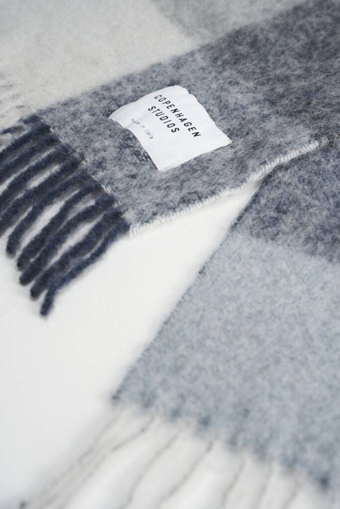 Studio Copenhagen CPH SHAWL 4 wool mix blue Kostenloser Versand