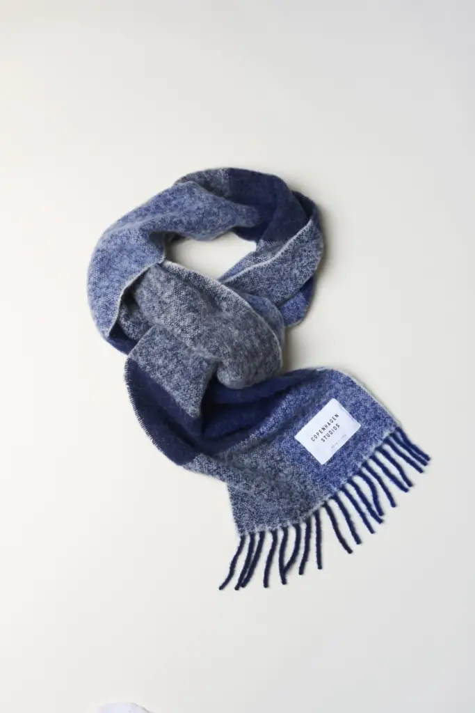 Studio Copenhagen CPH SHAWL 4 wool mix royal blue Versandkostenfrei