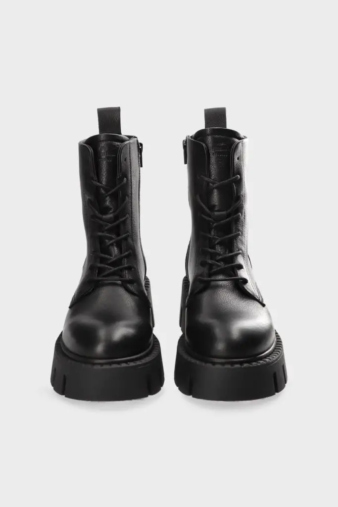 Studio Copenhagen CPH130 leather black Top Angebot