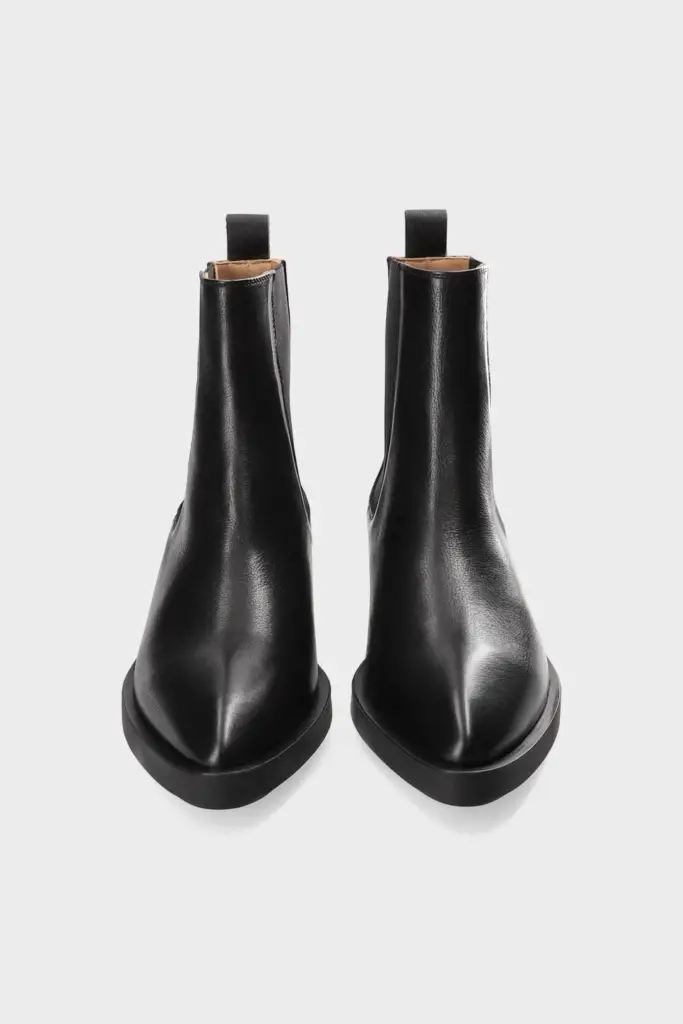 Studio Copenhagen CPH326 leather black Zeitlich begrenztes Angebot