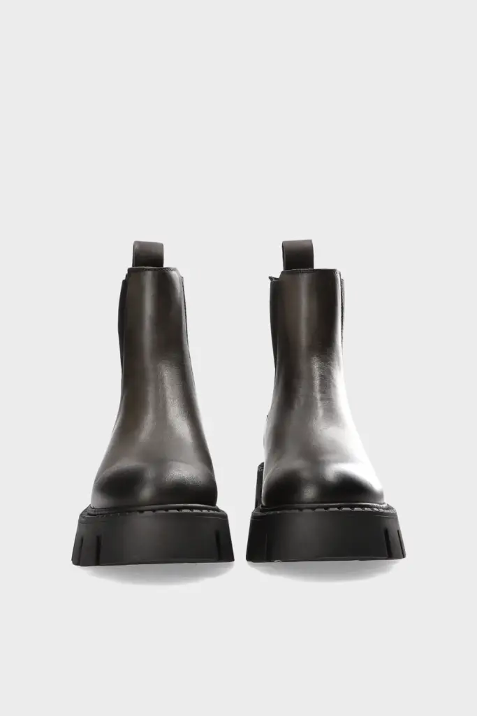 Studio Copenhagen CPH137 vintage vitello off black Fabrikladen