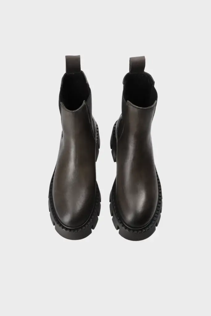 Studio Copenhagen CPH137 vintage vitello off black Fabrikladen