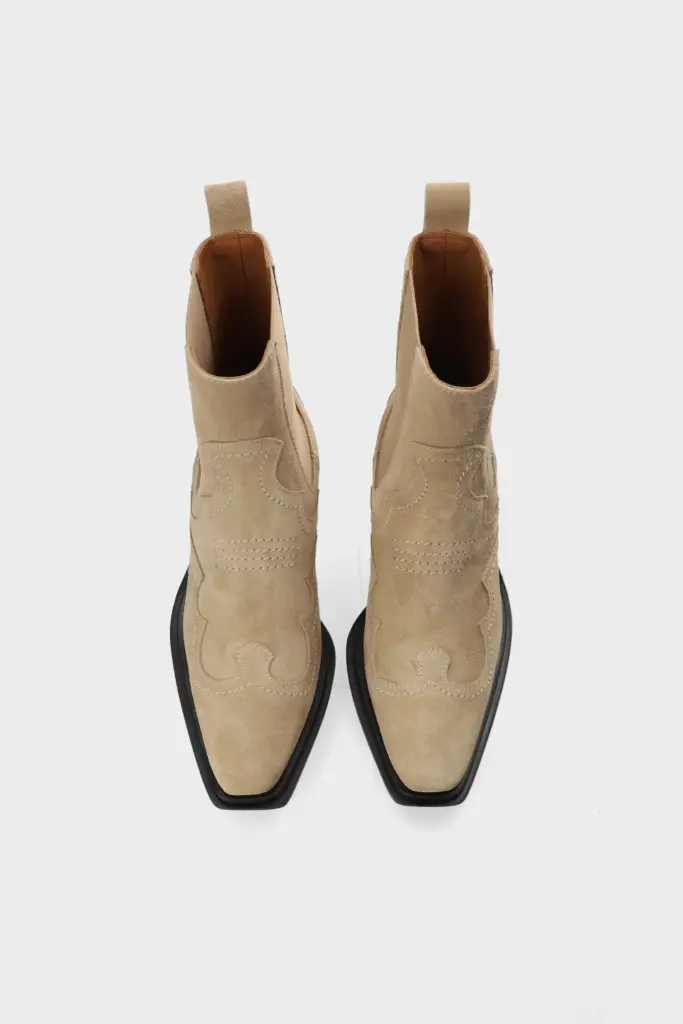 Studio Copenhagen CPH232 suede sand Begrenztes Angebot