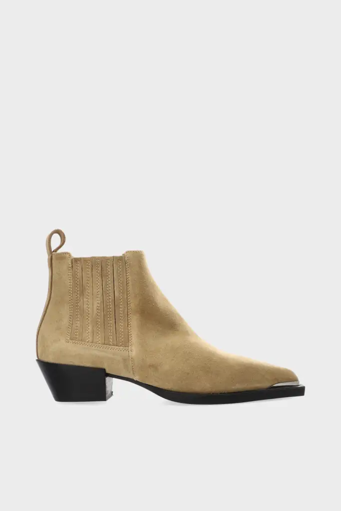 Studio Copenhagen CPH244 suede light honey